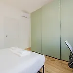 Apartman Modern One-bedroom With Terrace - Naviglio Martesana