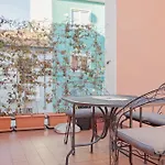 Modern One-bedroom With Terrace - Naviglio Martesana *