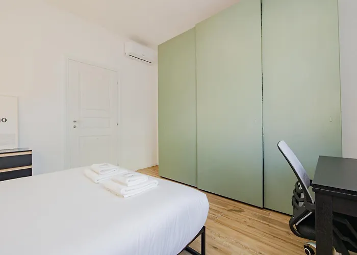 Lejlighed Modern One-bedroom With Terrace - Naviglio Martesana